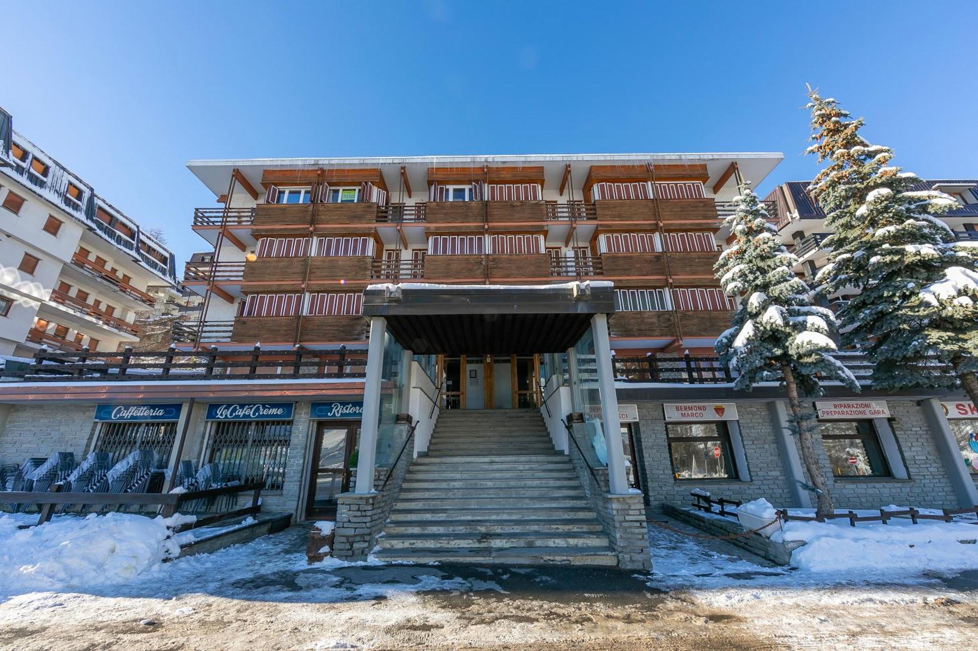 La Tana Dell'Ermellino 3 Ski In Ski Out - Happy Rentals 塞斯特雷 外观 照片